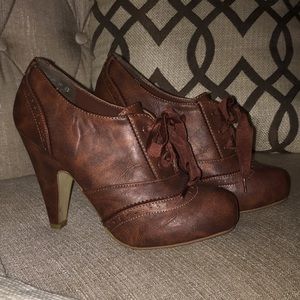 Heeled Lace up Booties